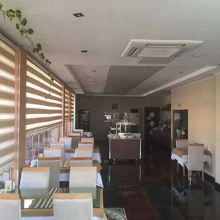 Mostar מלון 3*